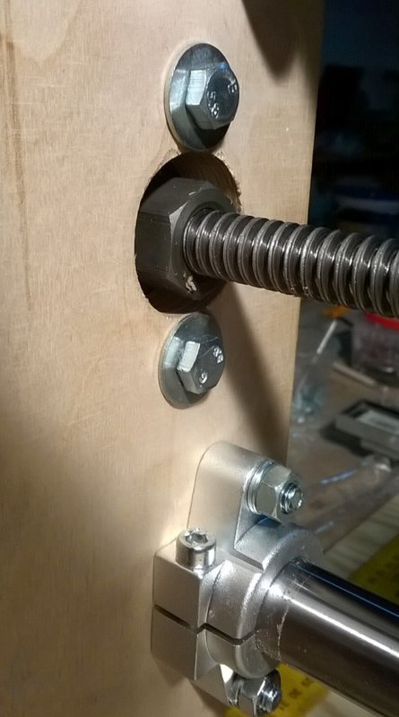 cnc2.jpg