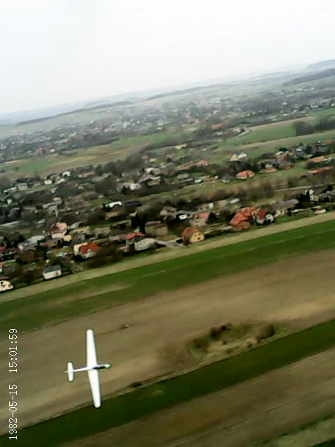 1982-05-15 14-58-15.avi_snapshot_03.45_[2011.04.15_21.56.51].jpg
