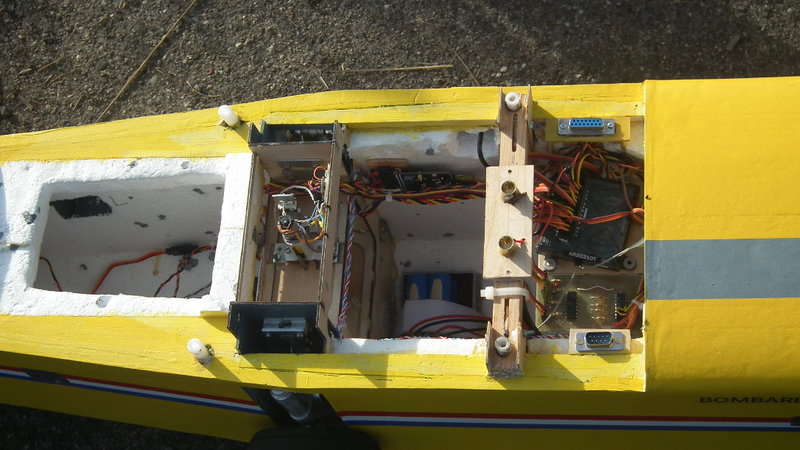 Układy elektryczne i elektroniczne.JPG